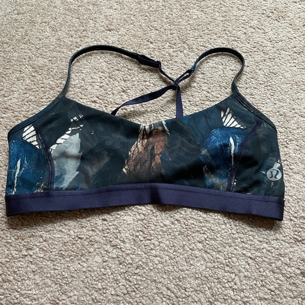 Lululemon Wunderlust 2015 Shala Bra- size 8